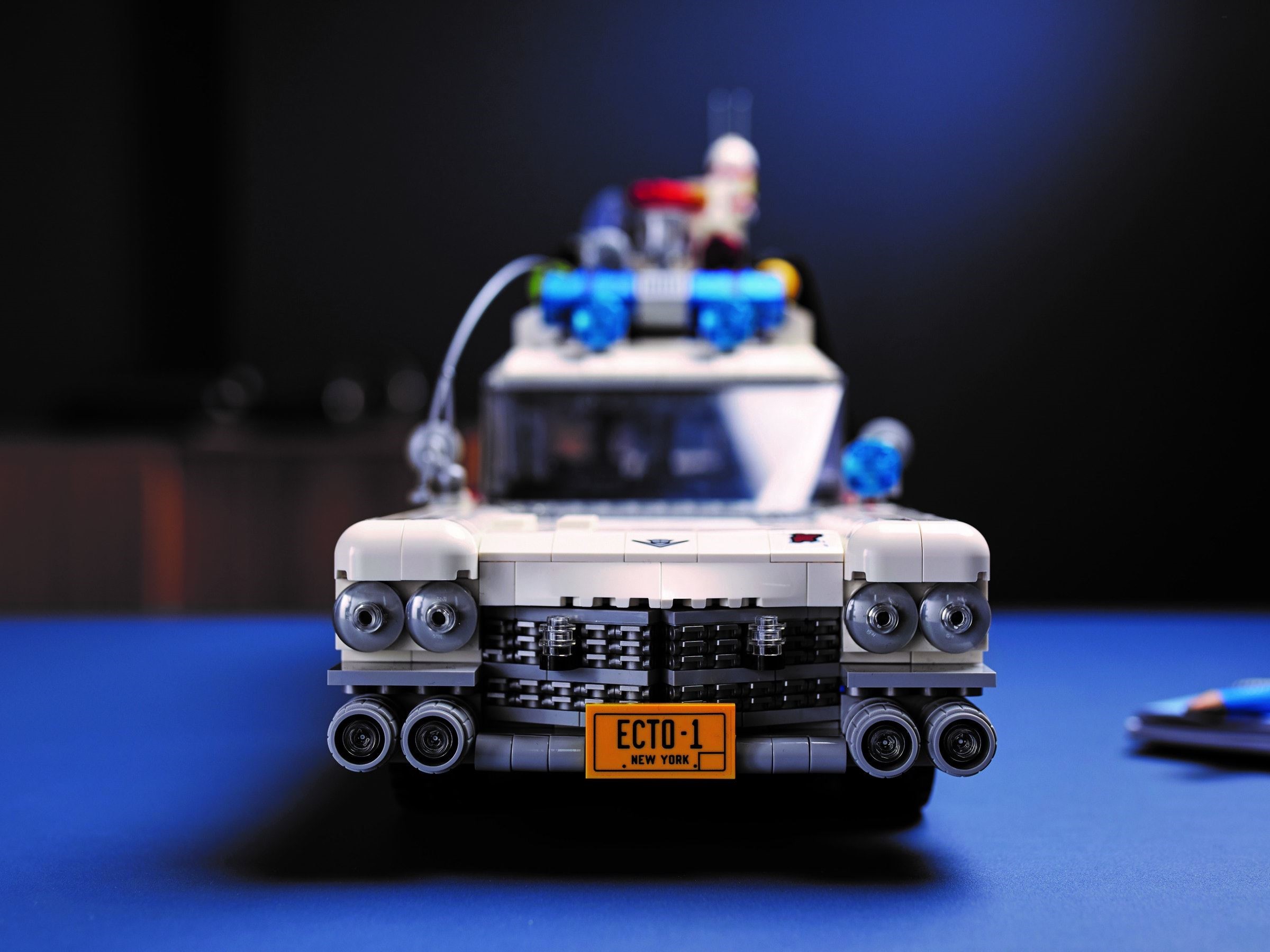 10274-1 - Ghostbusters ECTO-1