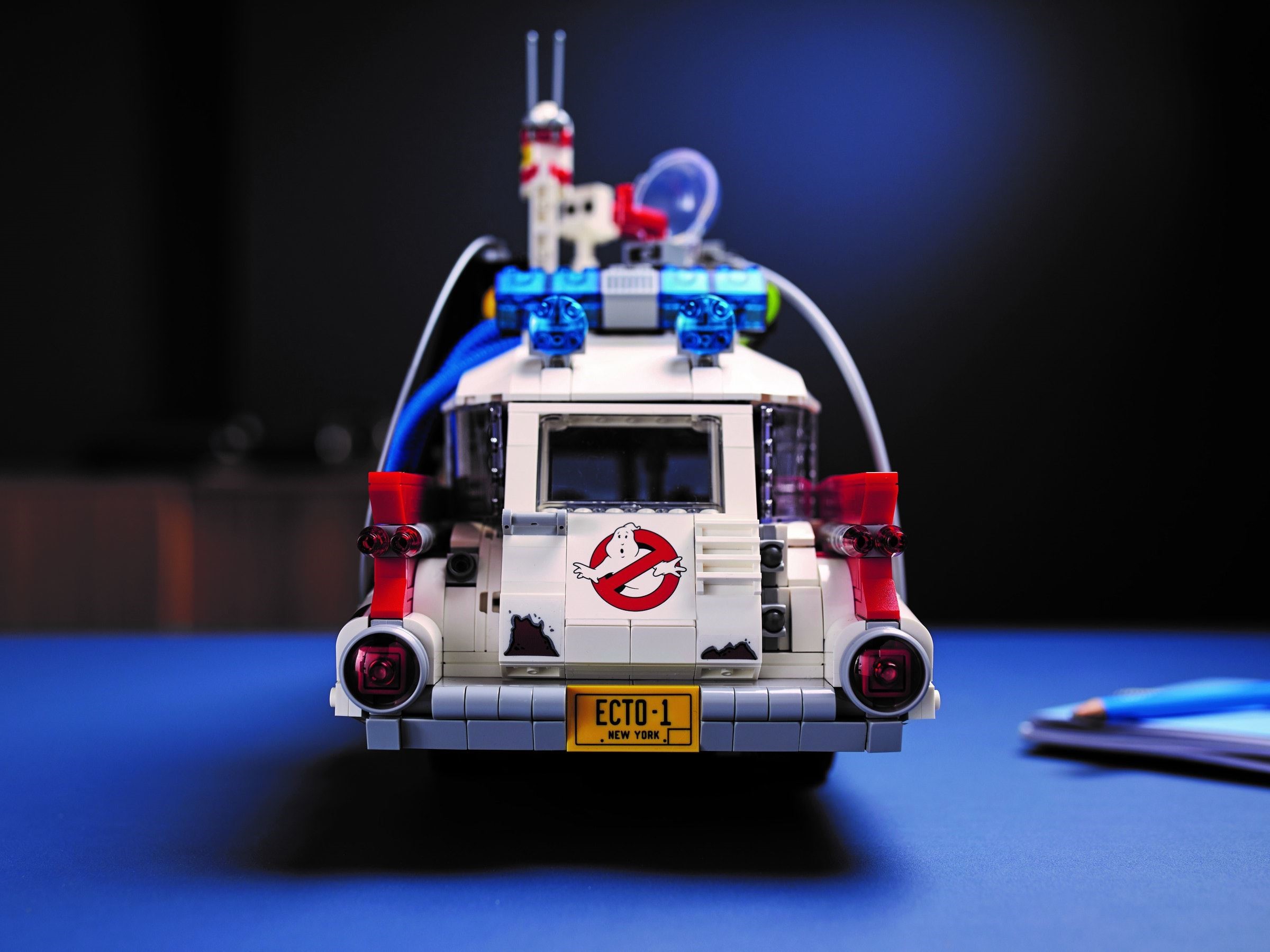 10274-1 - Ghostbusters ECTO-1