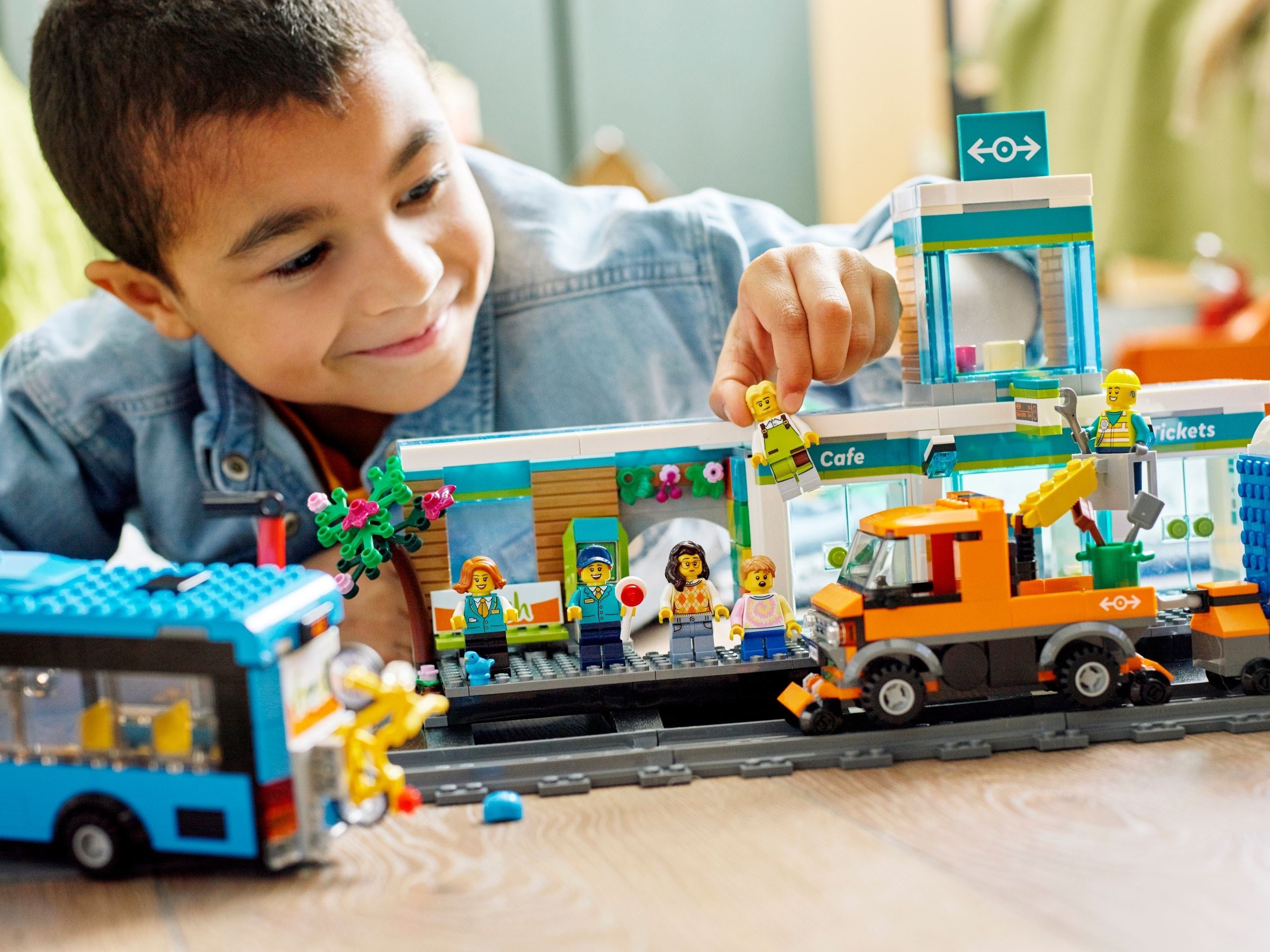 60335-1 - Train Station