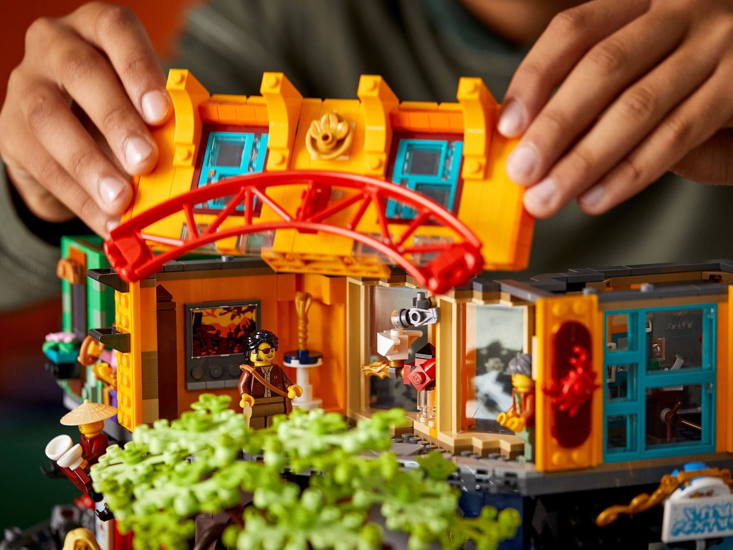 71741-1 - NINJAGO City Gardens