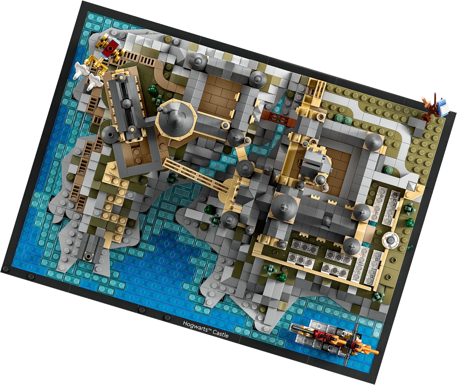 76419-1 - Hogwarts Castle and Grounds