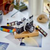 Additional photo of brand new factory sealed LEGO Creator Retro Camera set 31147.