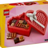 Additional photo of brand new factory sealed LEGO Creator Celebration Series: Valentine's Day Box set 40759.