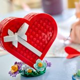 Additional photo of brand new factory sealed LEGO Creator Celebration Series: Valentine's Day Box set 40759.
