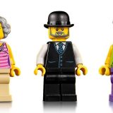 Additional photo of brand new factory sealed LEGO Icons Boutique Hotel set 10297.