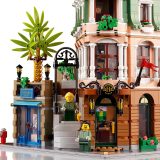 Additional photo of brand new factory sealed LEGO Icons Boutique Hotel set 10297.