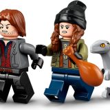 Additional photo of brand new factory sealed LEGO Jurassic World Blue & Beta Velociraptor Capture set 76946.