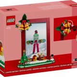 Additional photo of brand new factory sealed LEGO Seasonal Christmas Picture Frame set 40702.