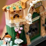Additional photo of brand new factory sealed LEGO Icons French Café set 10362.