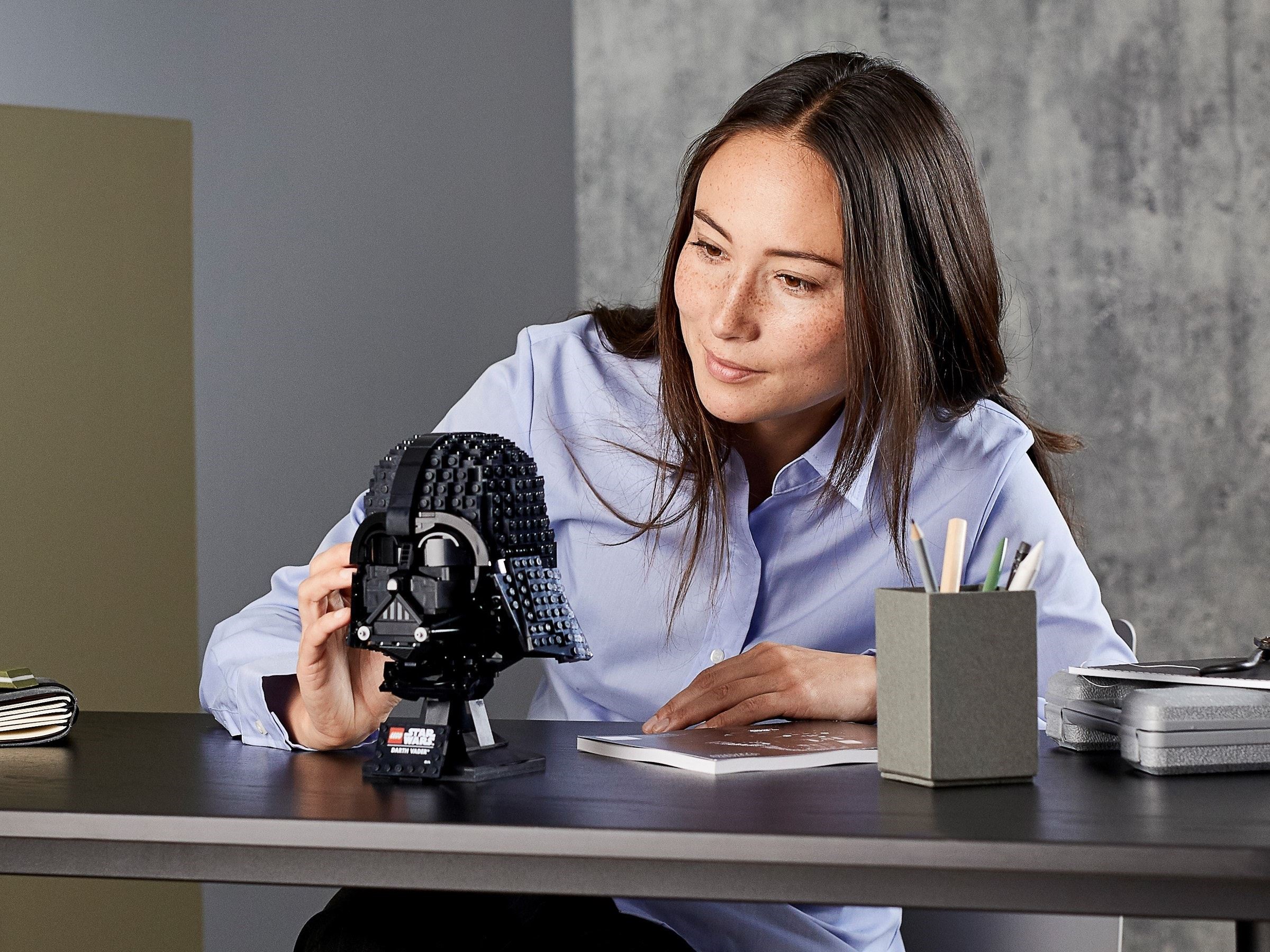 75304-1 - Darth Vader Helmet