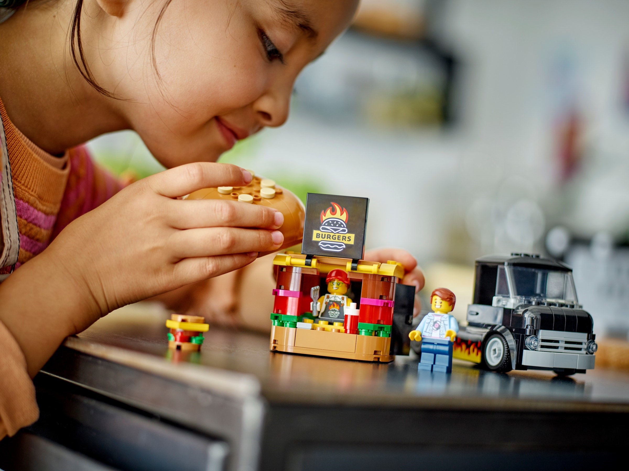 60404-1 - Burger Truck