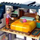 Additional photo of brand new factory sealed LEGO Friends Beekeepers' House and Flower Garden set 42669.