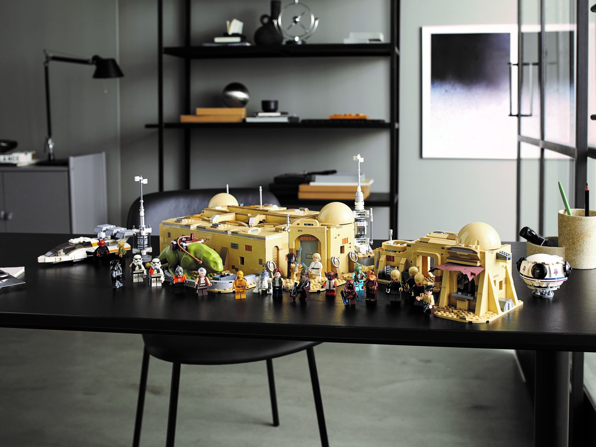 75290-1 - Mos Eisley Cantina