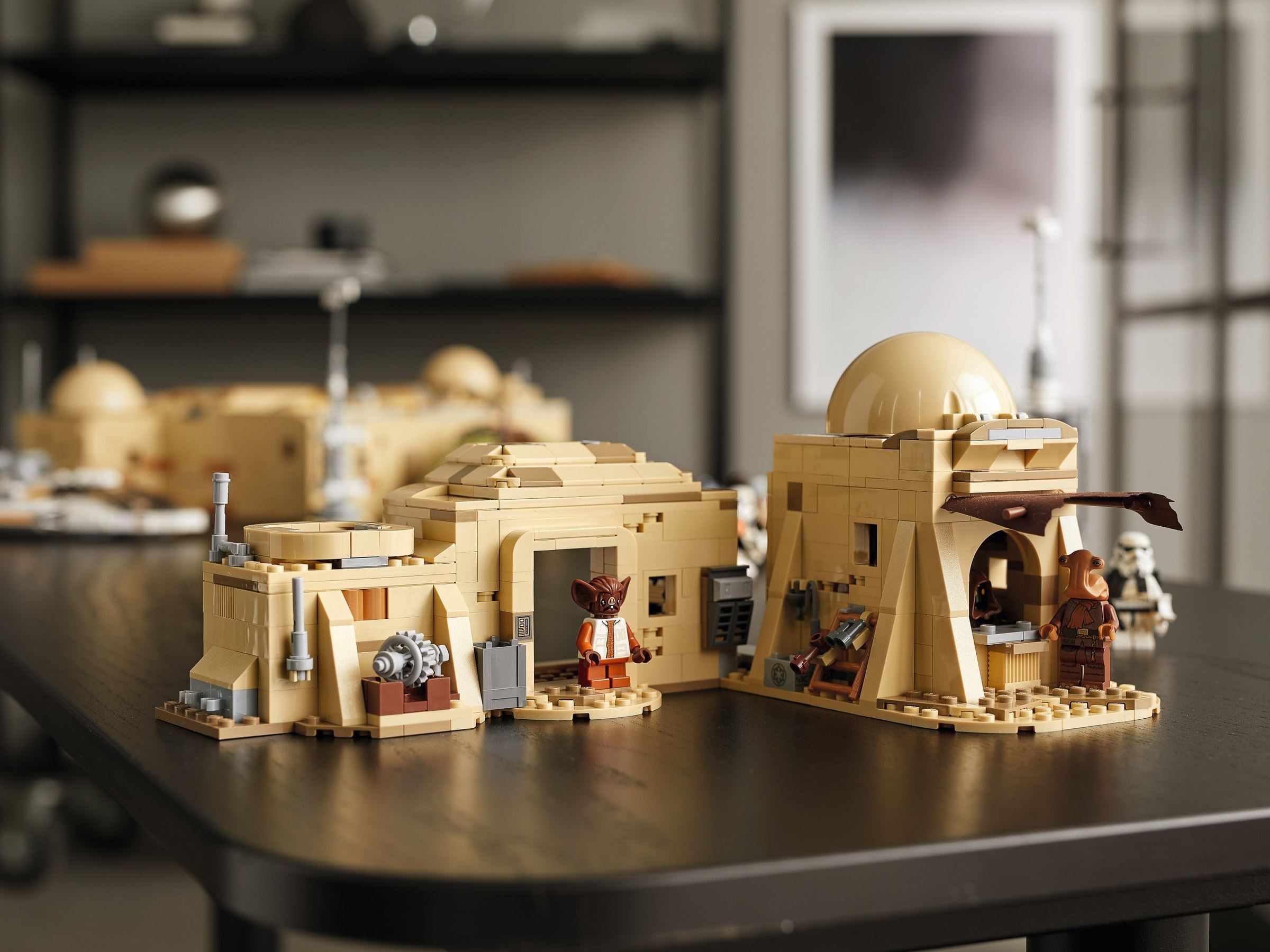 75290-1 - Mos Eisley Cantina