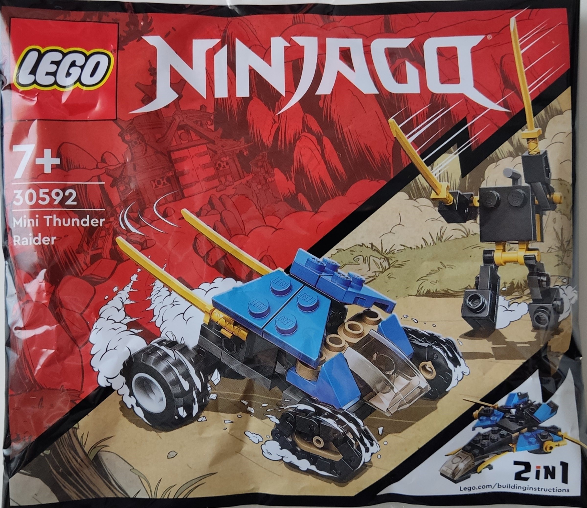 Brand New LEGO Ninjago 30592 Mini Thunder Raider Set Photo Additional photo of brand new factory sealed LEGO Ninjago Mini Thunder Raider set 30592.