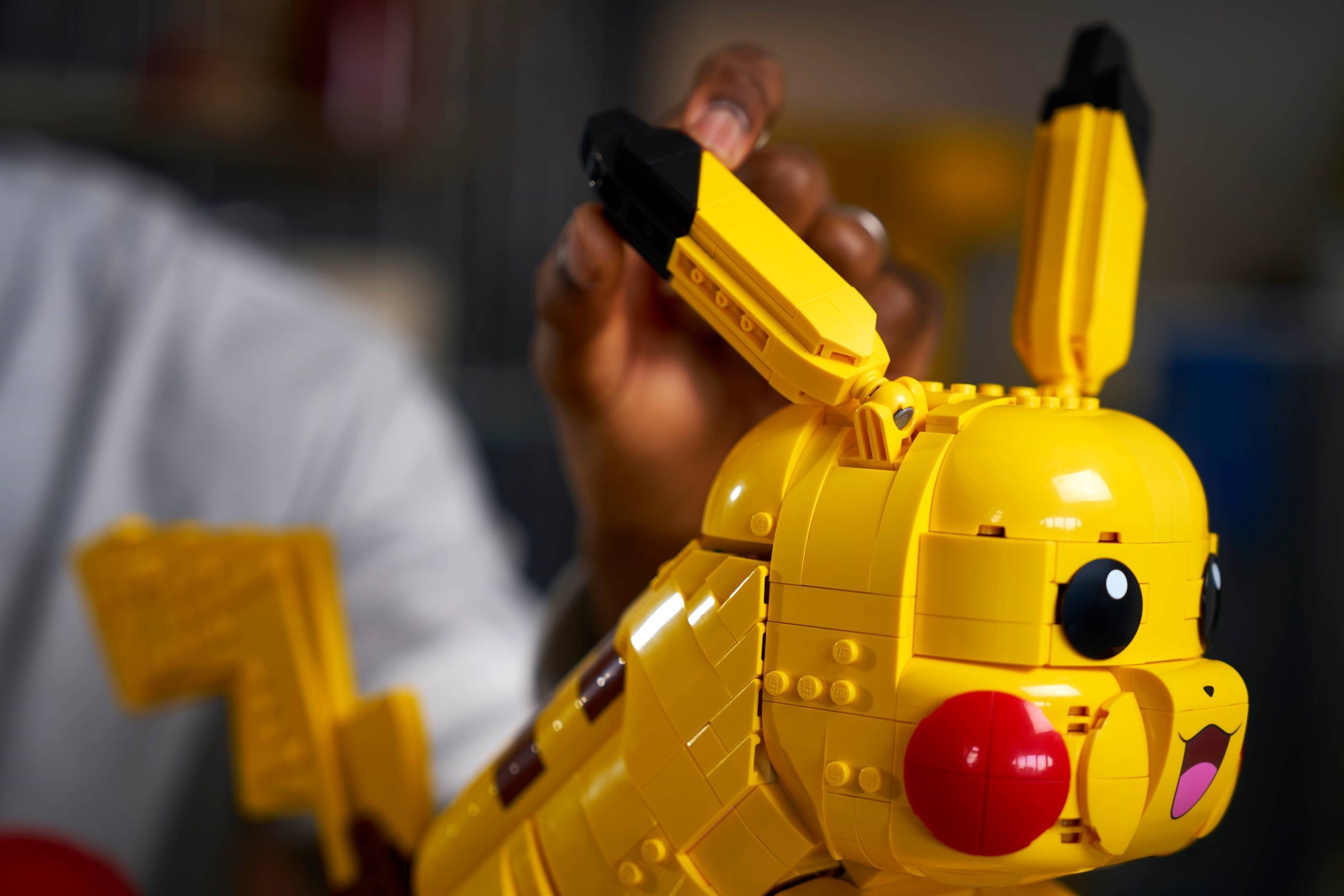 Additional photo of brand new factory sealed LEGO Pokémon Pikachu and Poké Ball set 72152.