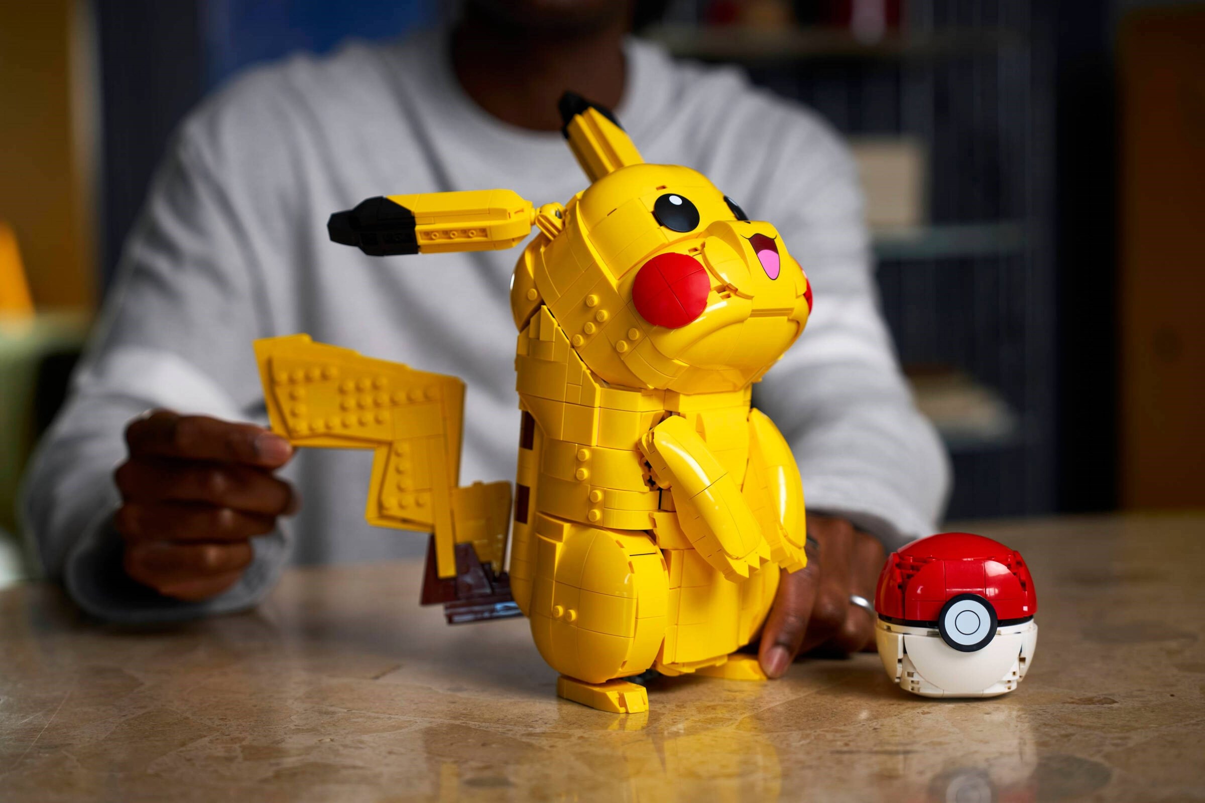 Additional photo of brand new factory sealed LEGO Pokémon Pikachu and Poké Ball set 72152.