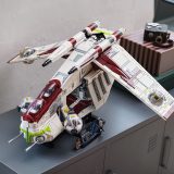 Additional photo of brand new factory sealed LEGO Star Wars Republic Gunship set 75309.