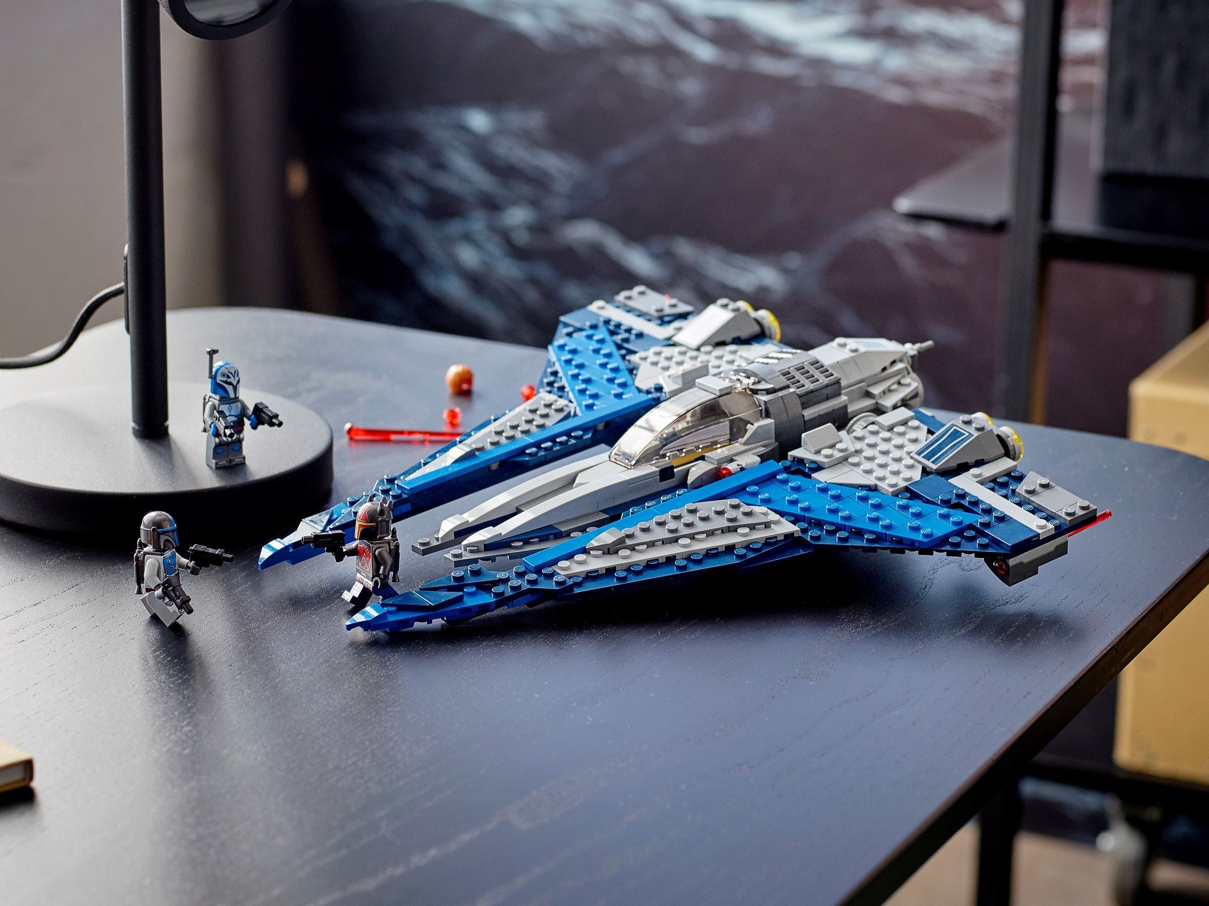 Additional photo of brand new factory sealed LEGO Star Wars Mandalorian Starfighter set 75316.