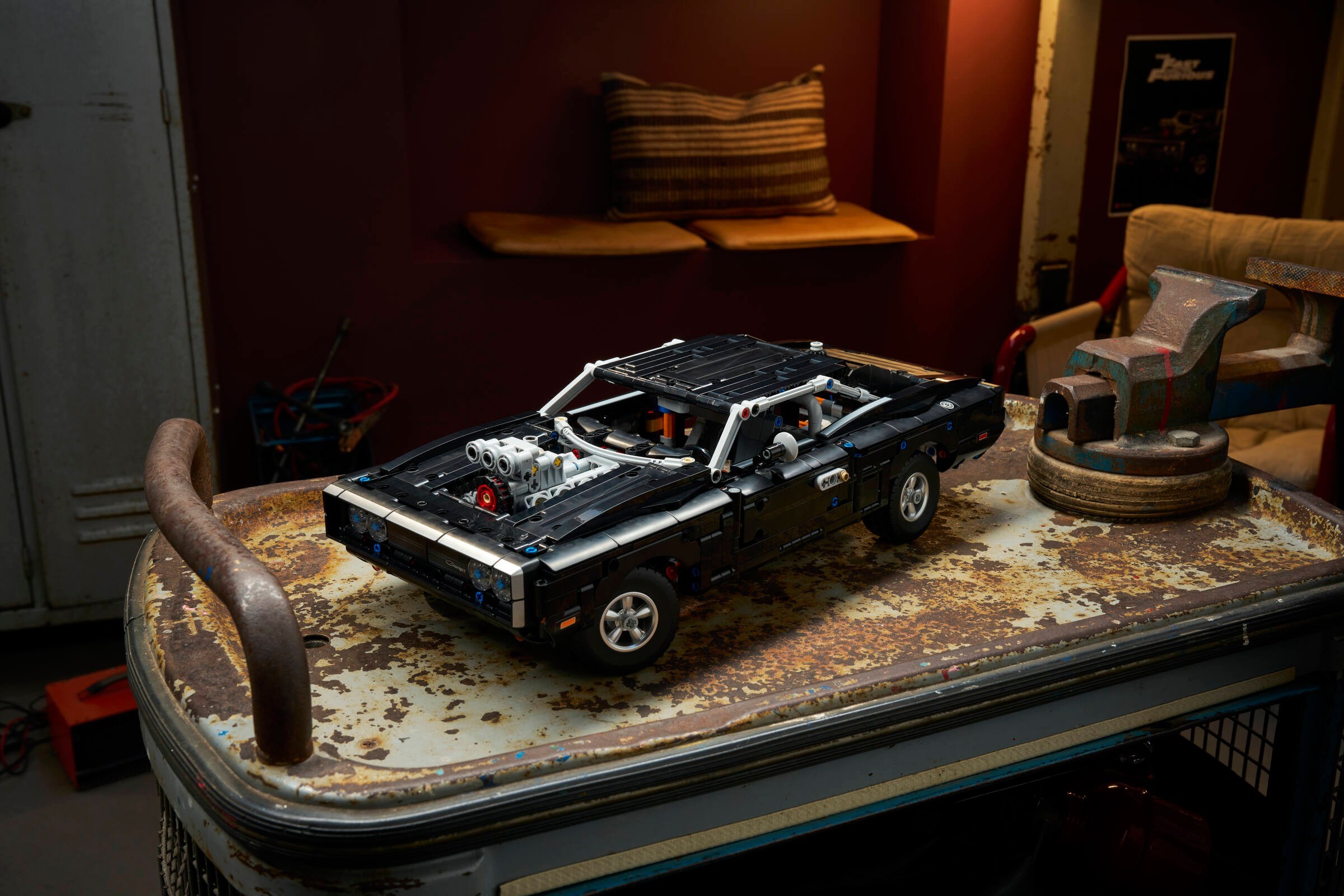 Additional photo of brand new factory sealed LEGO Technic Dodge Charger R/T set 42231.